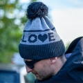 zimowa czapka wroclove 3.jpg